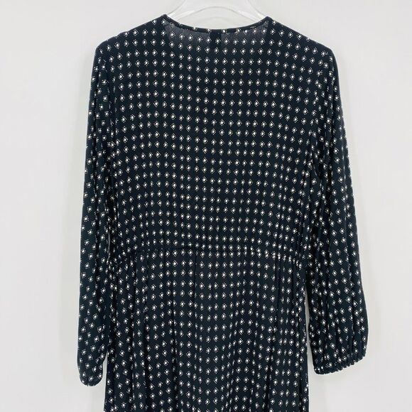 NWT Old Navy Size Medium Black & White Geometric Print Long Sleeve Midi Dress - Picture 7 of 9